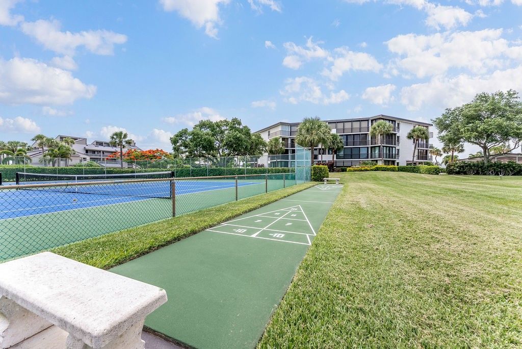 1850 Bay Road, Unit 3G, Vero Beach, FL 32963 Photo