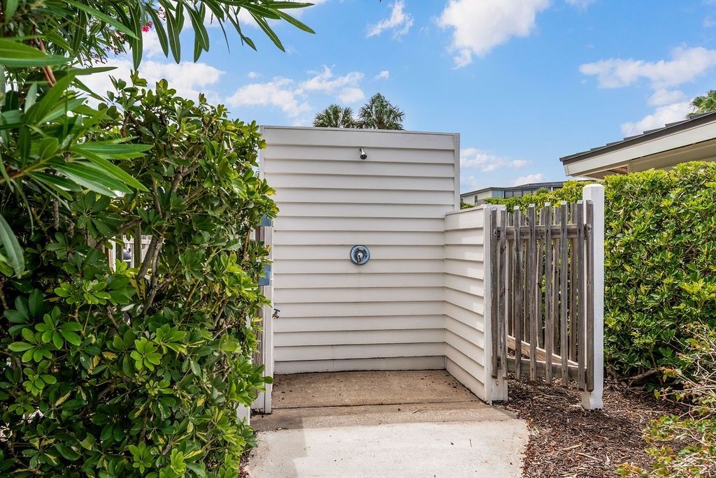 1850 Bay Road, Unit 3G, Vero Beach, FL 32963 Photo