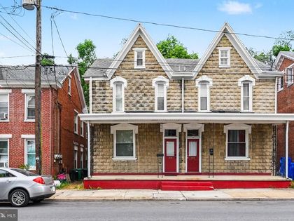 326 N COLLEGE STREET Carlisle, PA 17013