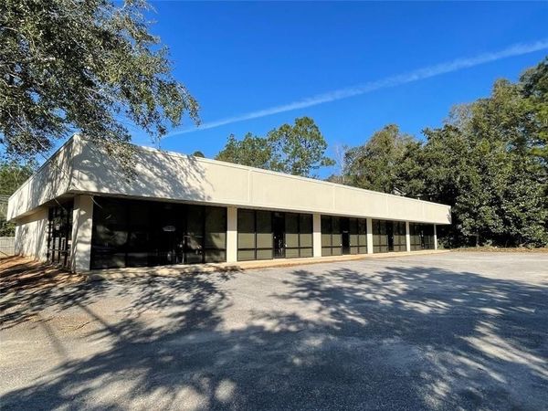 6417 Hillcrest Park Court, Mobile, AL 36695