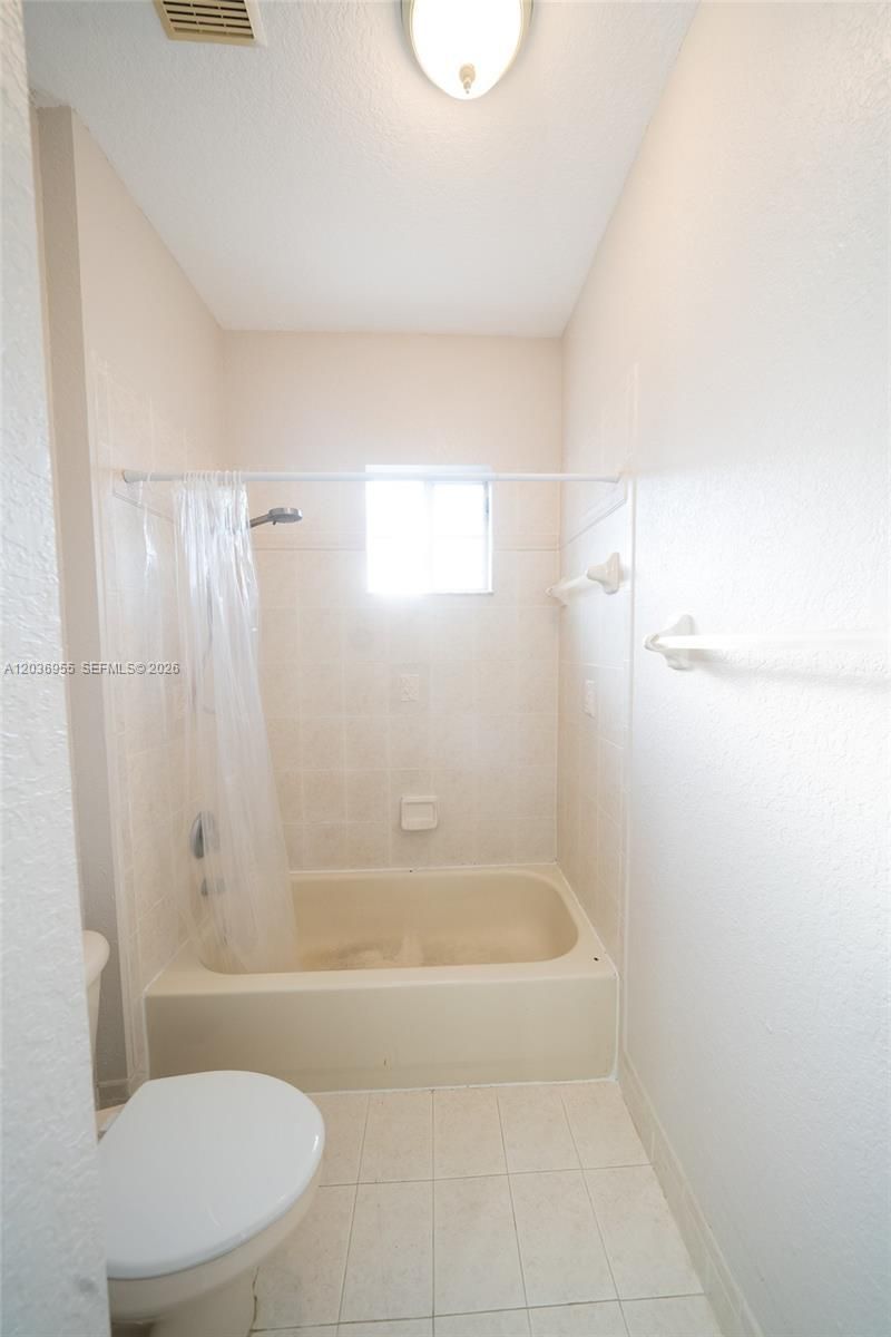 6453 Catalina Ln, Tamarac, FL 33321 Photo