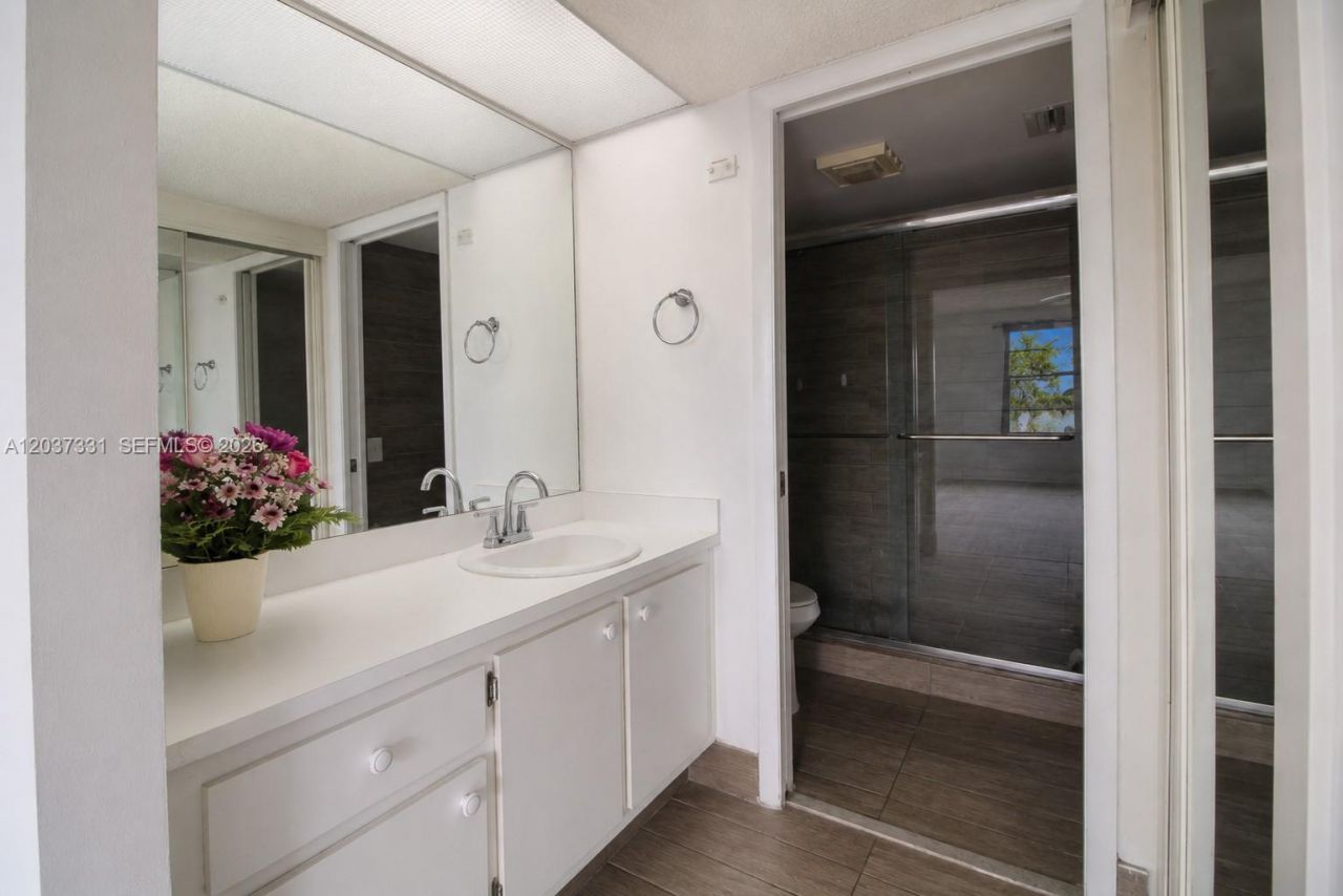 2518 SE 20th Pl , Unit 203-B, Homestead, FL 33035 Photo