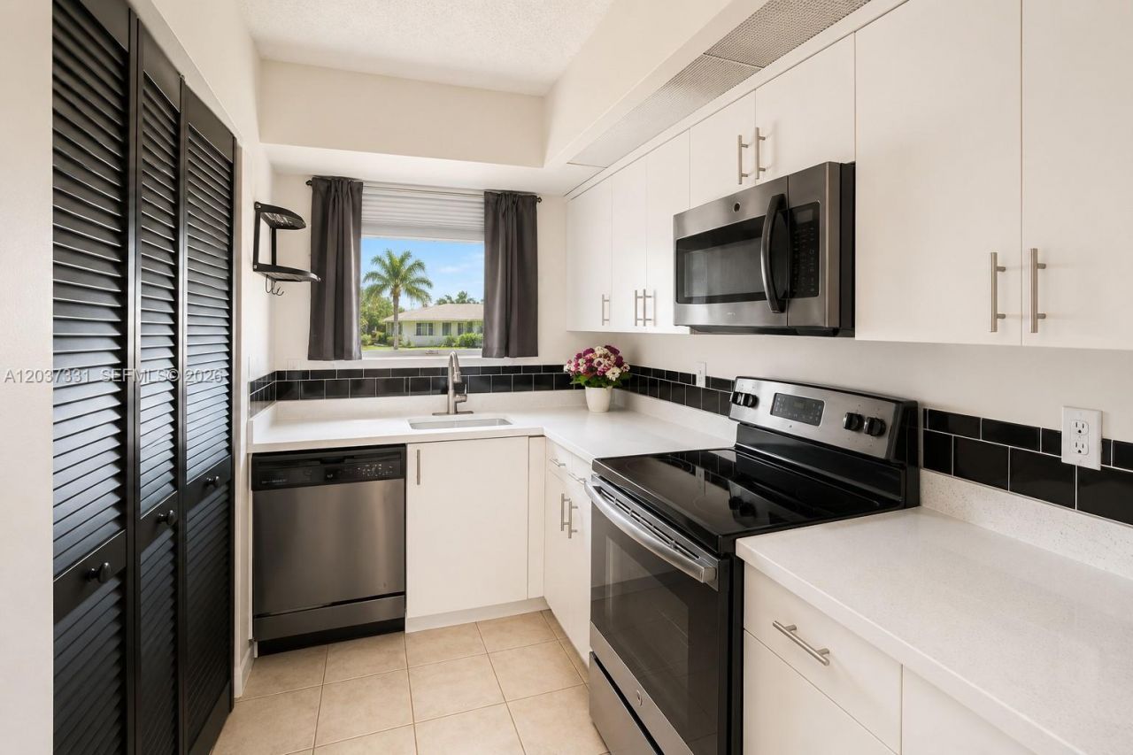 2518 SE 20th Pl , Unit 203-B, Homestead, FL 33035 Photo