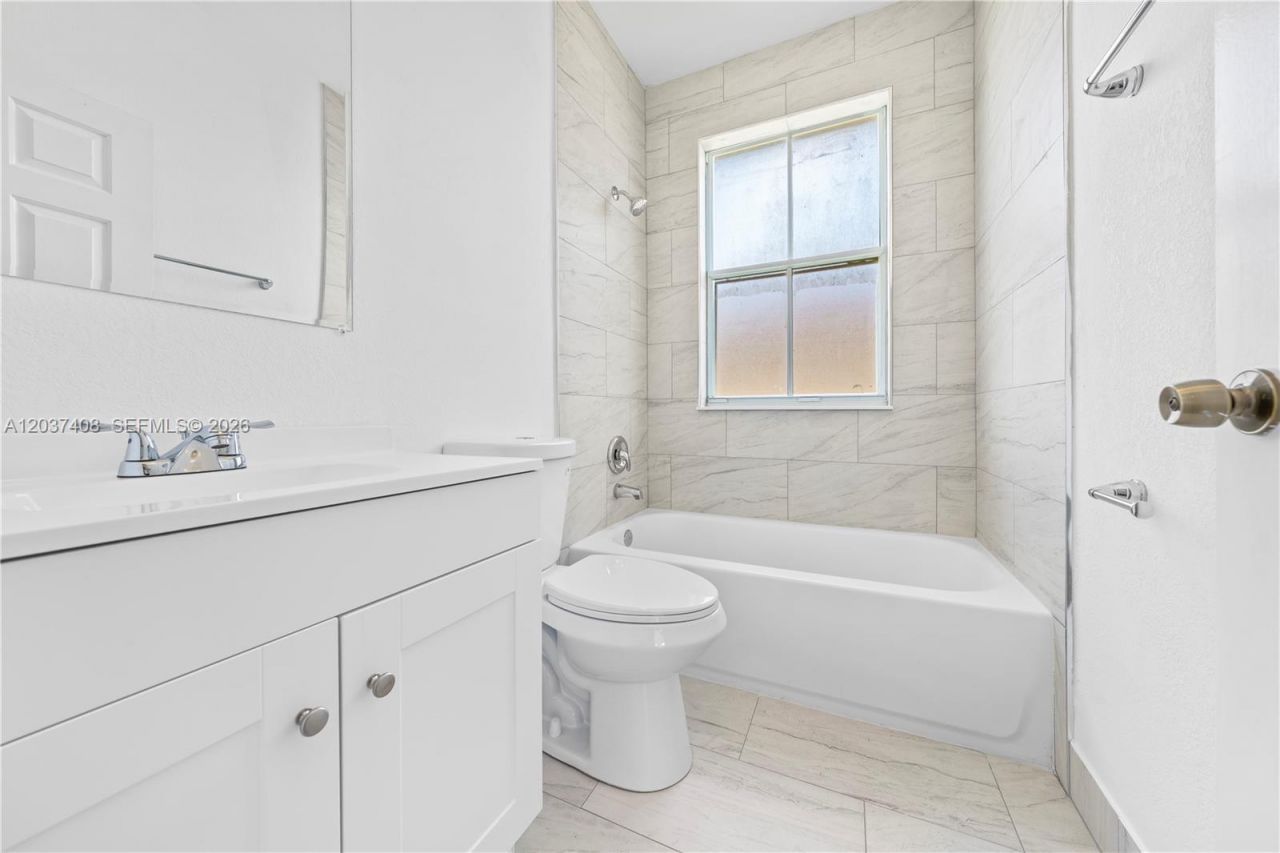 27460 SW 138th Path , Homestead, FL 33032 Photo