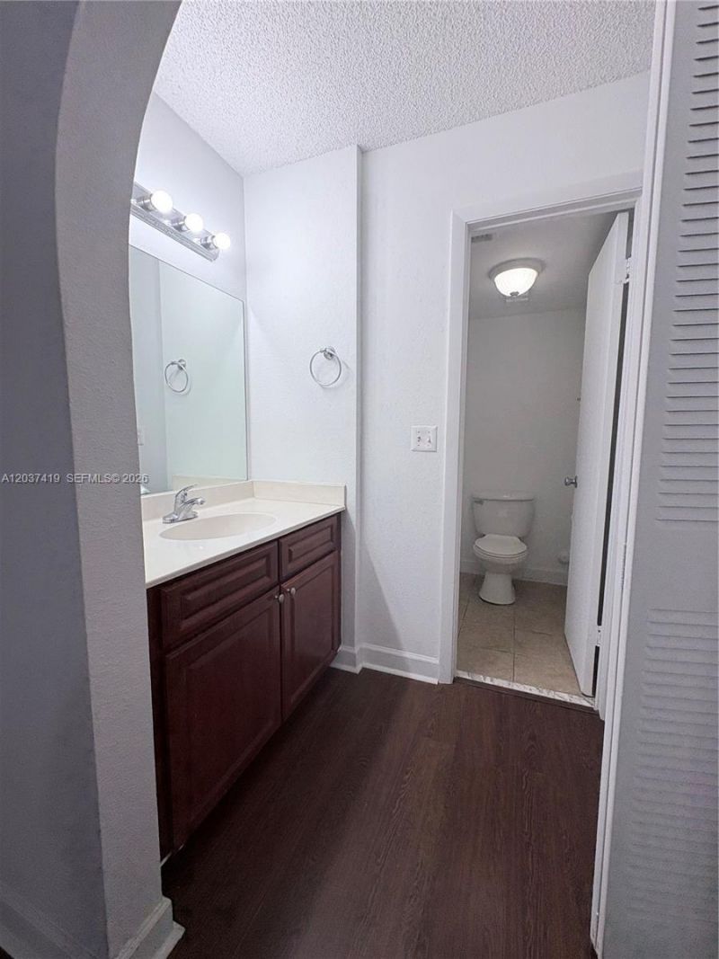 10131 W Sunrise Blvd, Unit 106, Plantation, FL 33322 Photo