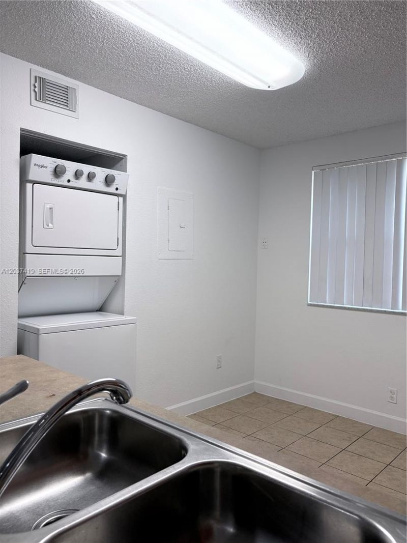 10131 W Sunrise Blvd, Unit 106, Plantation, FL 33322 Photo