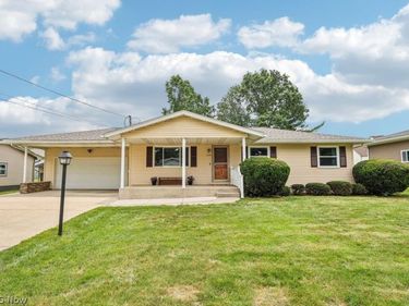 2758 Shellhart Road, Norton, OH 44203