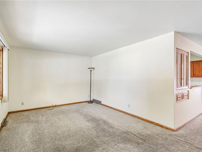 2758 Shellhart Road, Norton, OH 44203 Photo 5