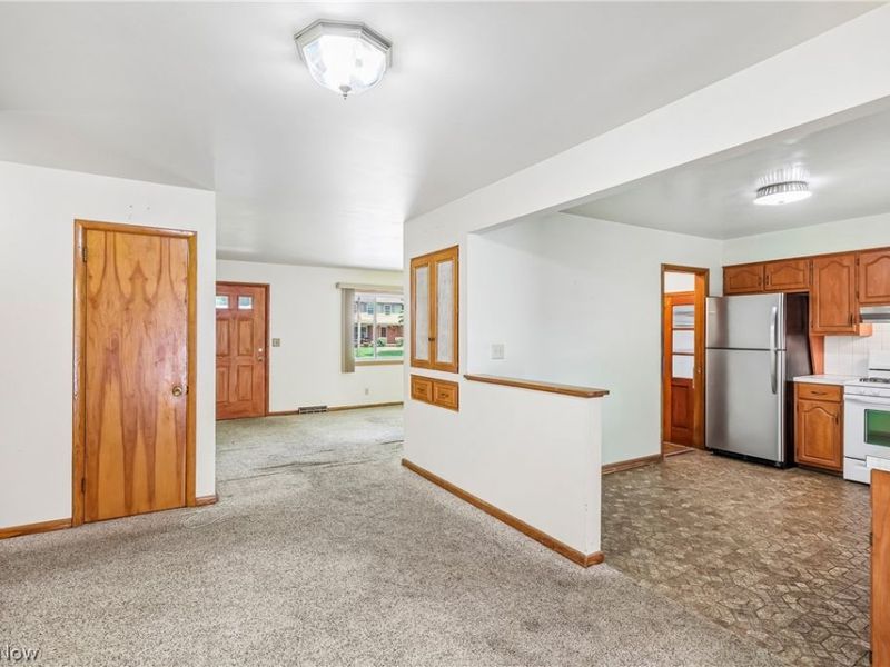 2758 Shellhart Road, Norton, OH 44203 Photo 6