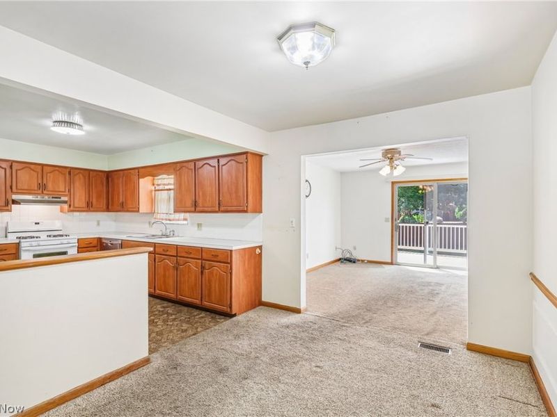2758 Shellhart Road, Norton, OH 44203 Photo 8