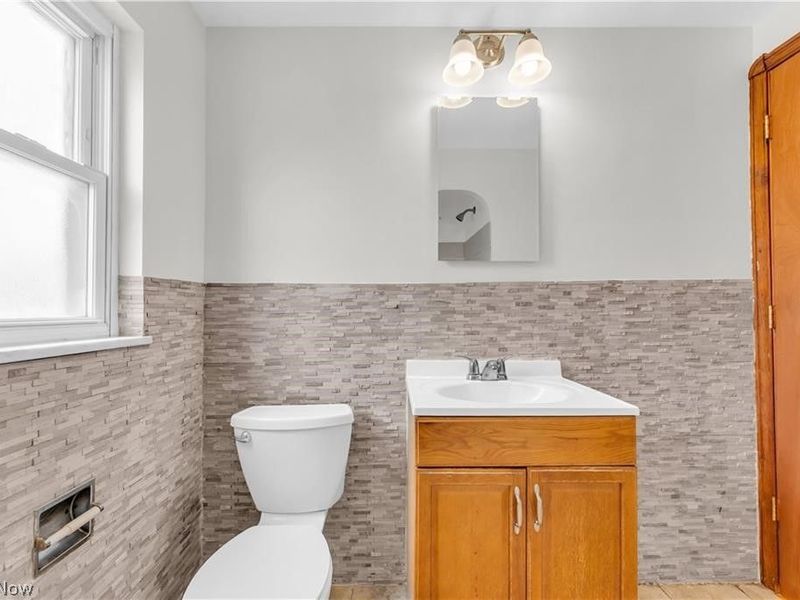 3819 W 137th Street , Cleveland, OH 44111 Photo 30