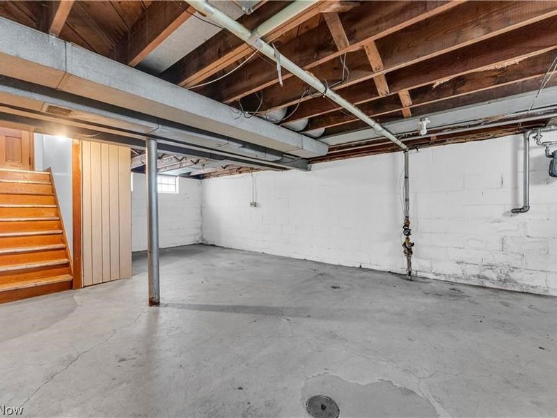 3819 W 137th Street , Cleveland, OH 44111 Photo 32