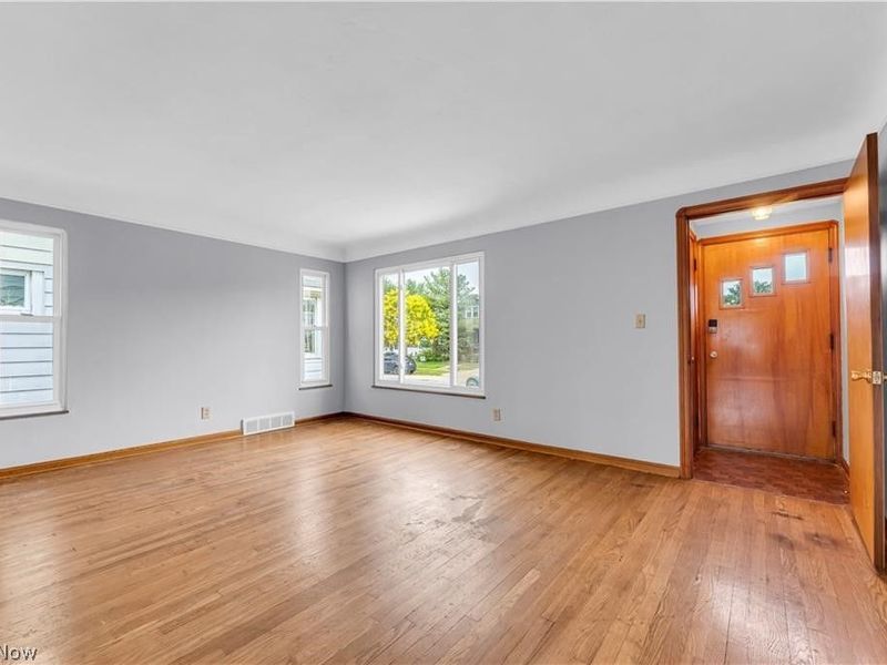 3819 W 137th Street , Cleveland, OH 44111 Photo 4