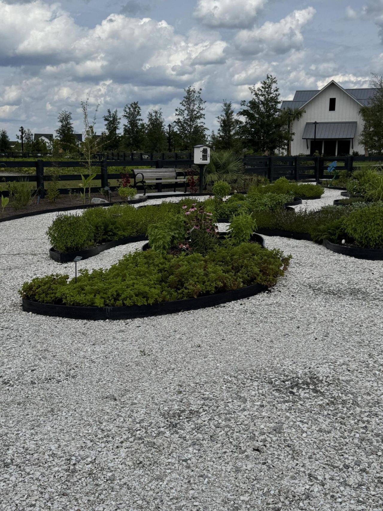 88 French Gdn Circle Photo 46