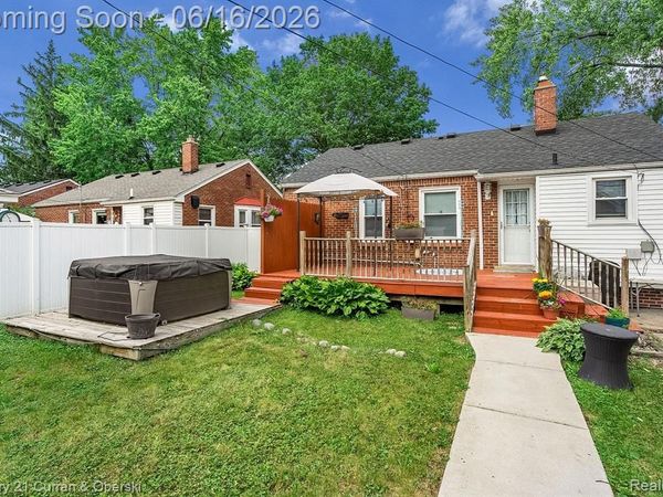 26101 Fordson Highway, Redford Twp, MI 48239