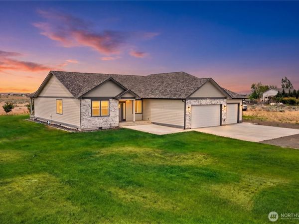 7526 Road D.5 NE, Moses Lake, WA 98837
