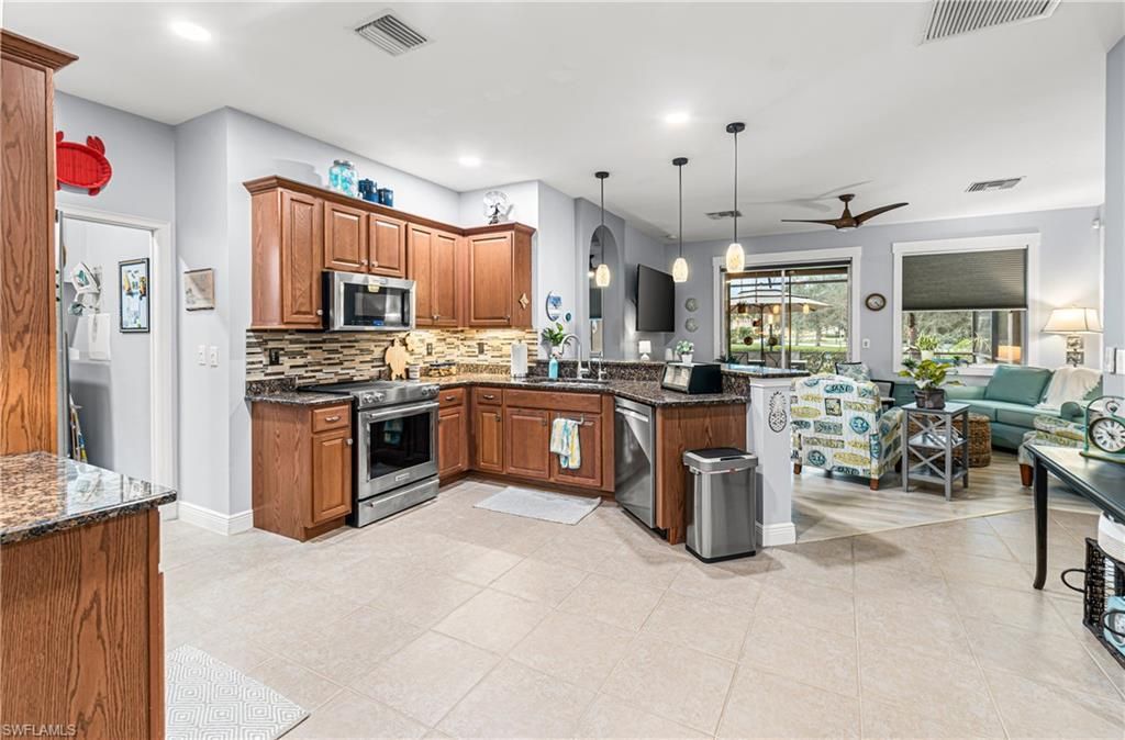 10695 Camarelle Cir, Fort Myers, FL 33913 Photo