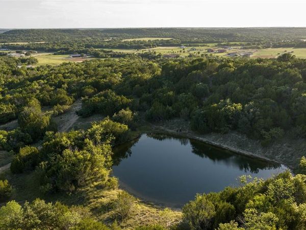 28205 N US Highway 281 , Stephenville, TX 76401