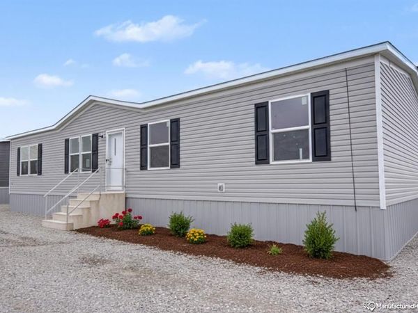 189 Shady Springs Drive, Runaway Bay, TX 76246