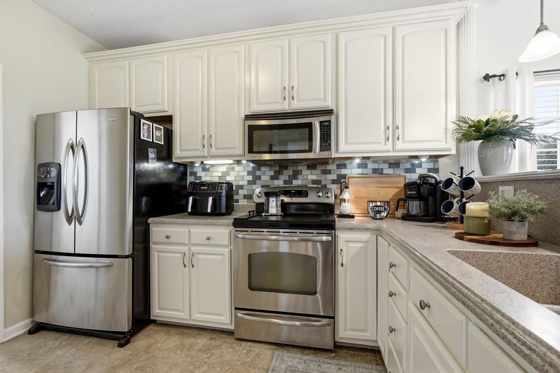 523 Stonemason Dr.  Photo 10