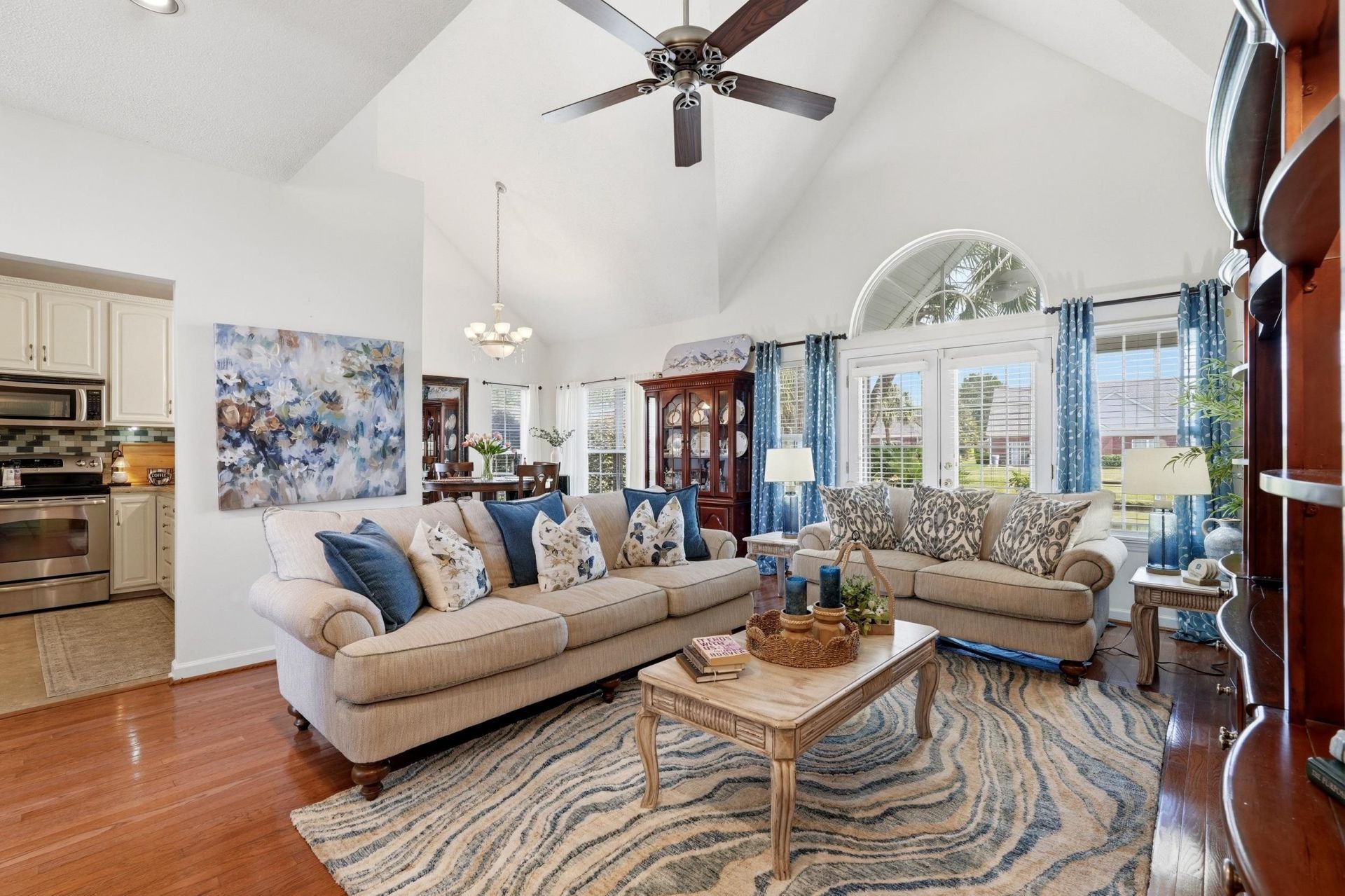 523 Stonemason Dr.  Photo 4