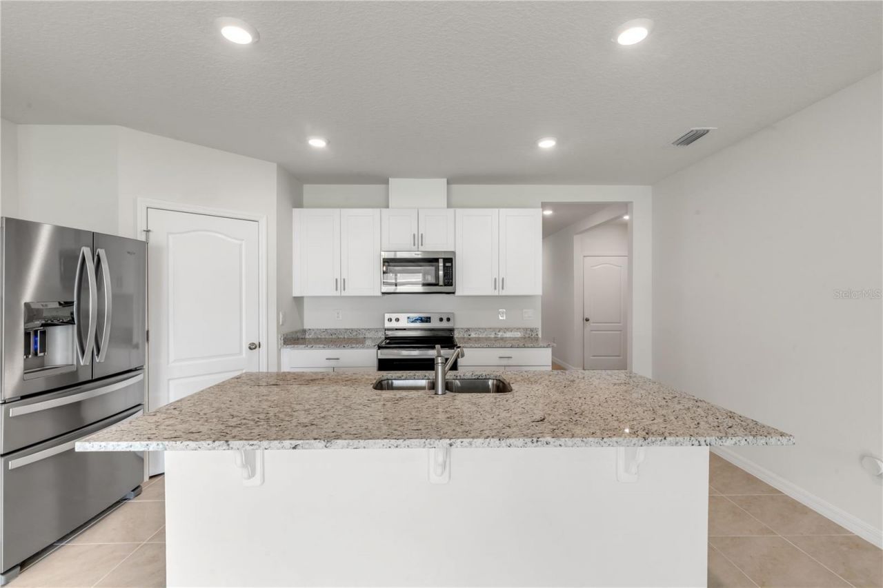 2250 Lake Preserve Circle, New Smyrna Beach, FL 32168 Photo
