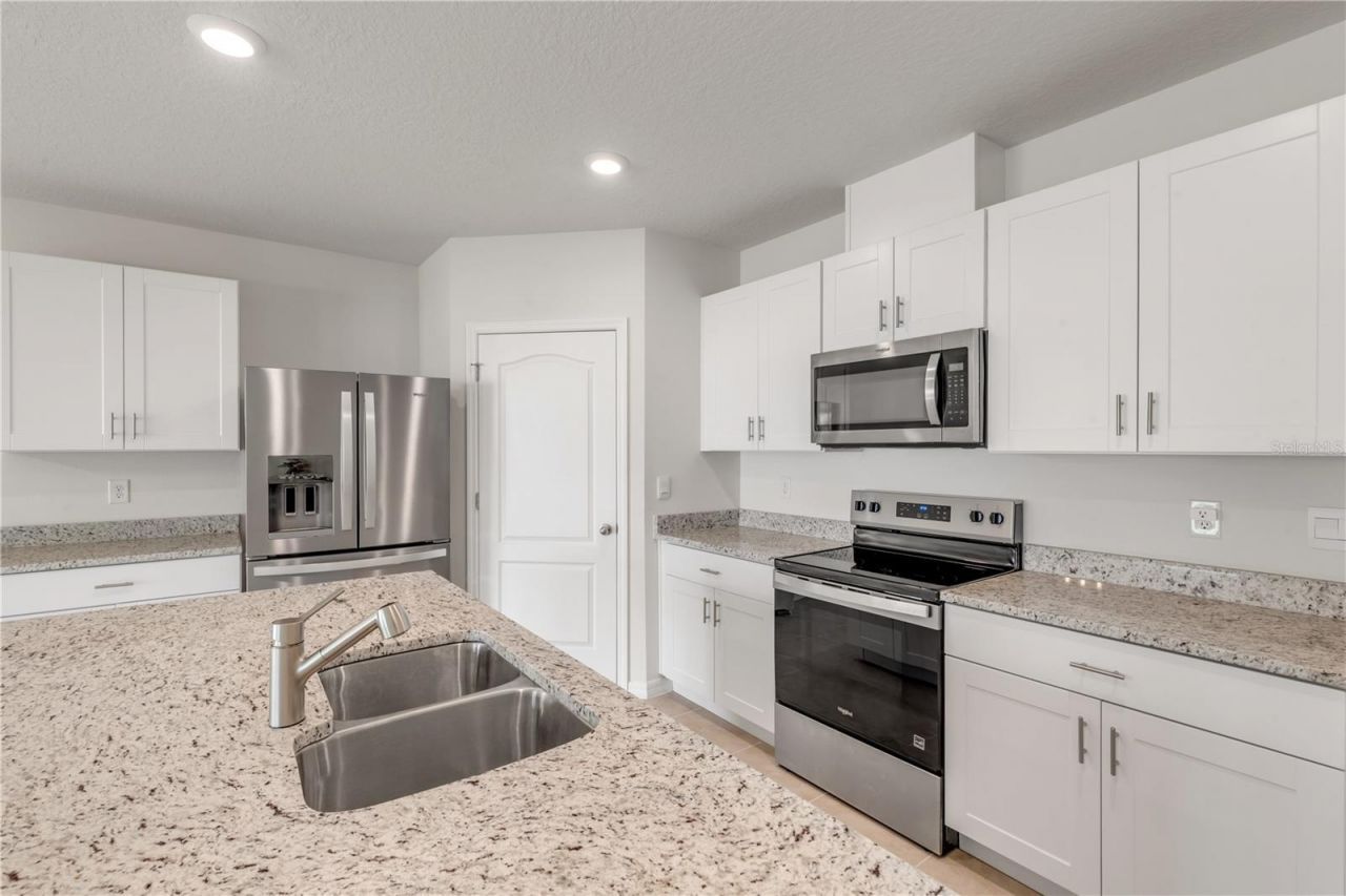2250 Lake Preserve Circle, New Smyrna Beach, FL 32168 Photo