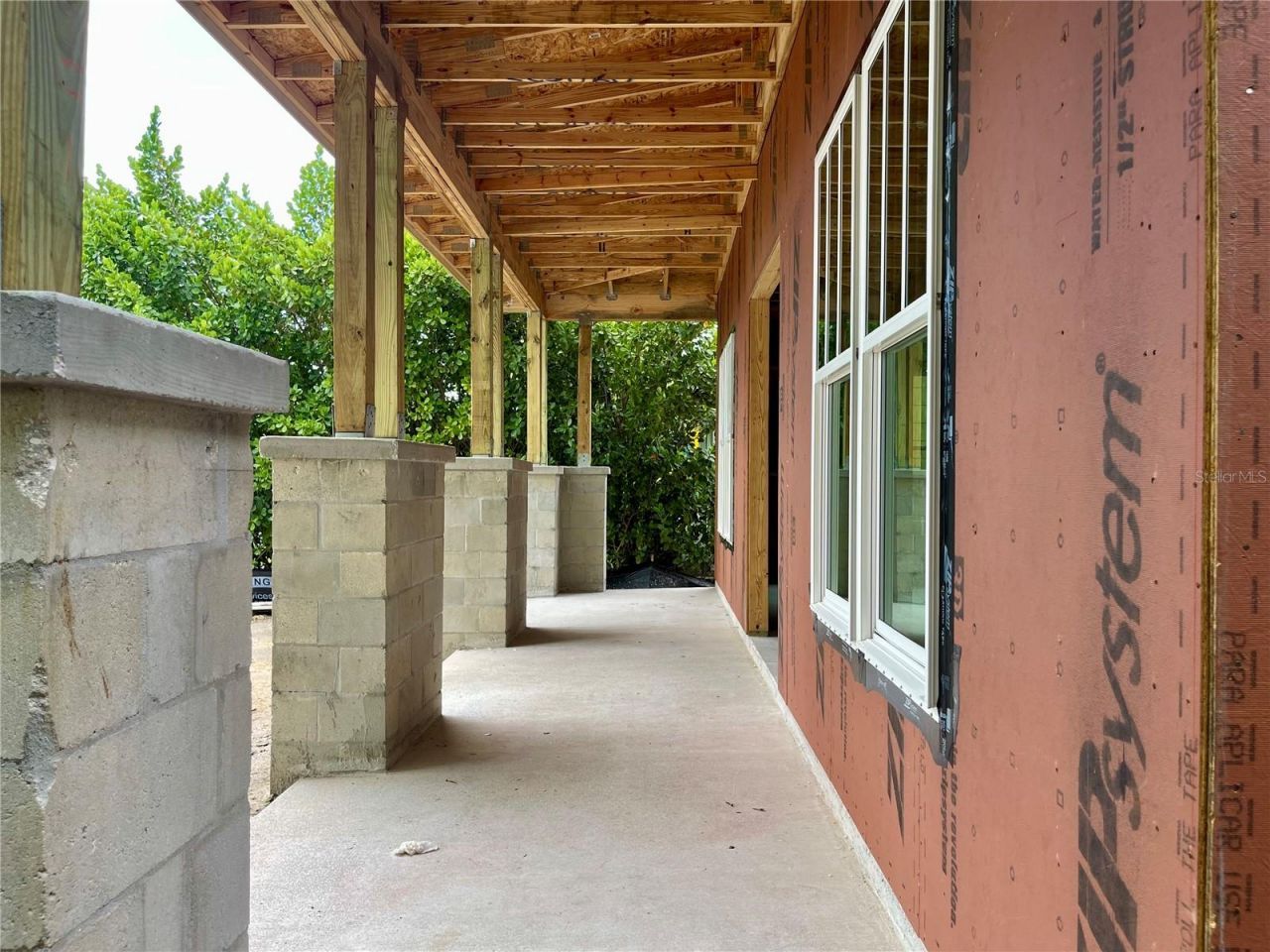 721 47th Avenue N, Saint Petersburg, FL 33703 Photo