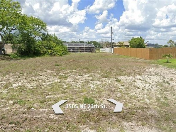 1505 NE 13th ST , CAPE CORAL, FL 33909