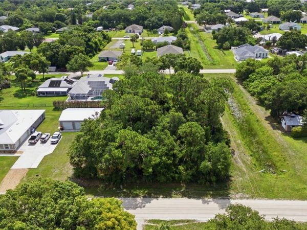 8616 97th Court, Vero Beach, FL 32967