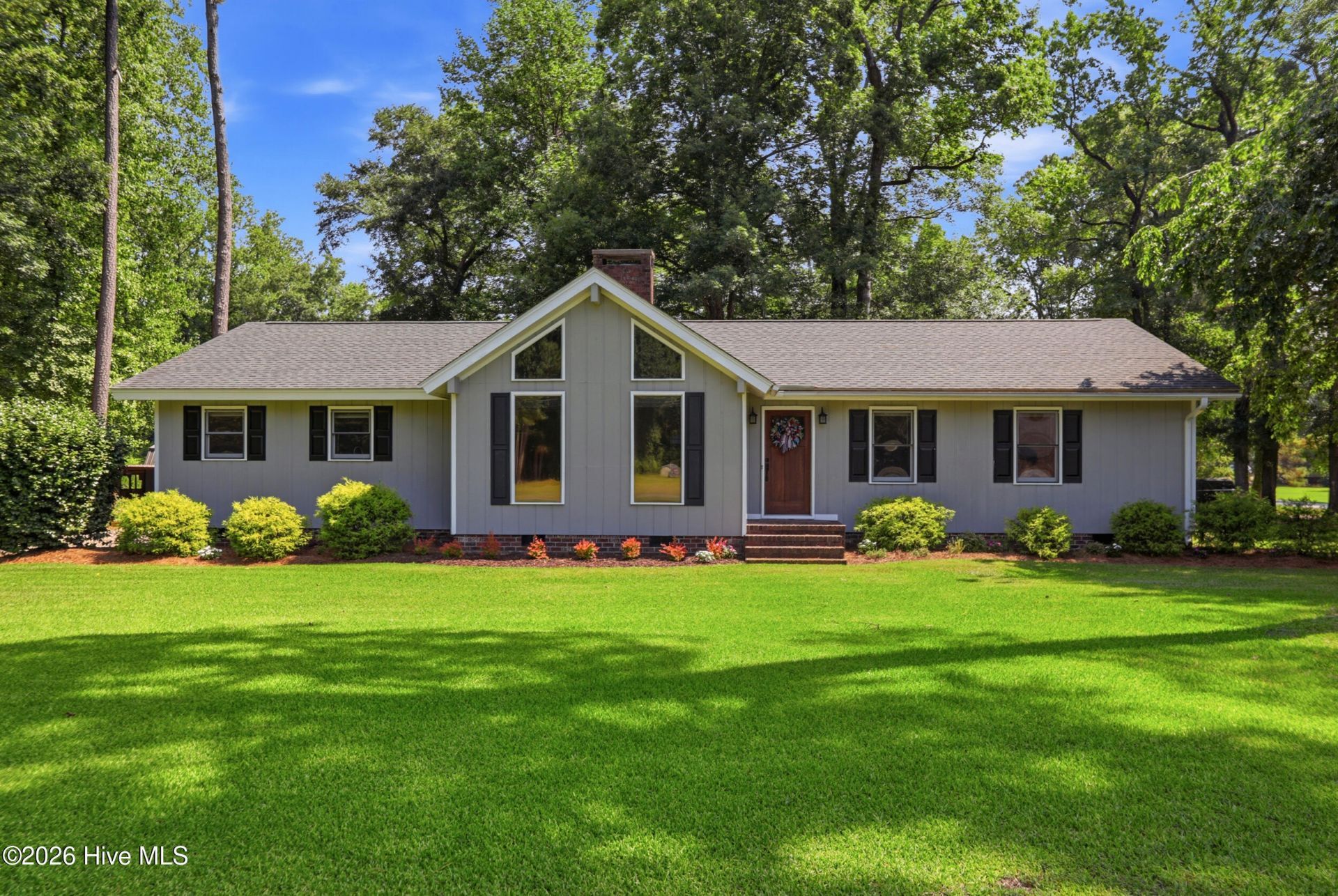 204 Eastwood Drive, Wallace, NC 28466 Main Photo