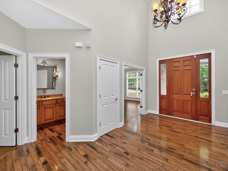 6607 Red Hawk Court, Maineville, OH 45039 Photo 14