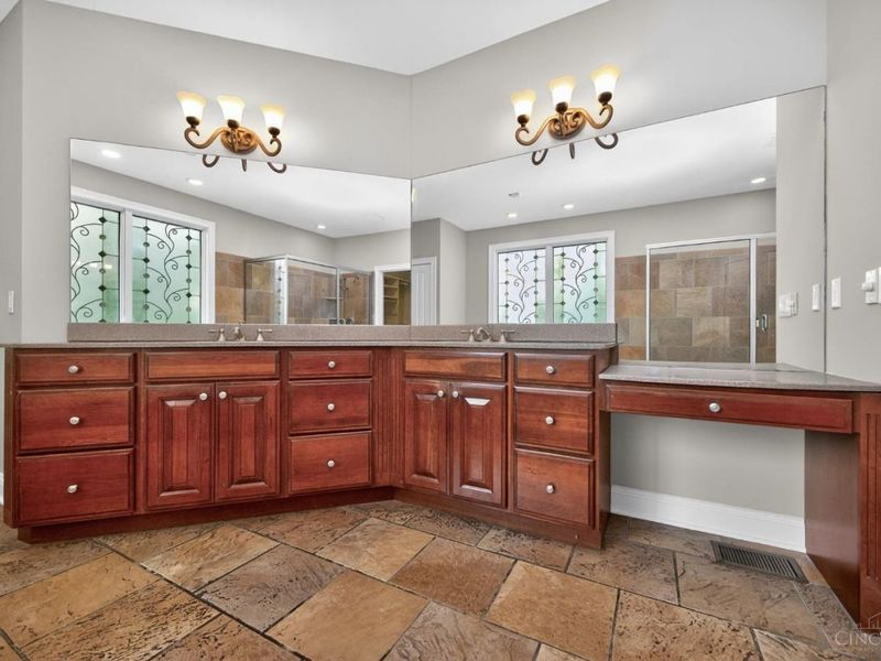 6607 Red Hawk Court, Maineville, OH 45039 Photo 20
