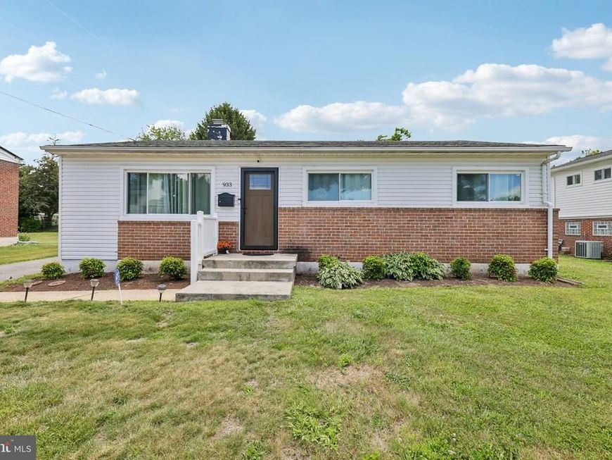 933 Prestwood Road, Catonsville, MD 21228 Main Photo