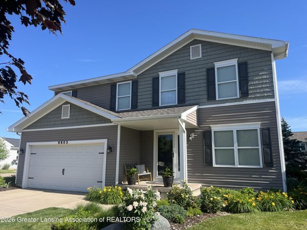 6803 Mulberry Lane, Grand Ledge, MI 48837