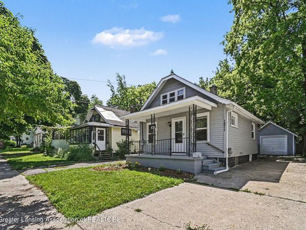 1211 Alsdorf Street, Lansing, MI 48910