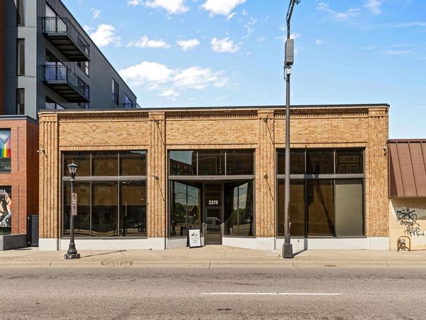 2375 University Avenue W, Saint Paul, MN 55114