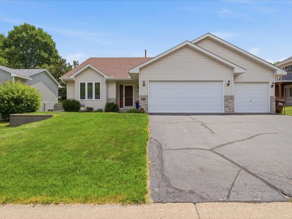 7910 Blackstone Avenue, Inver Grove Heights, MN 55076