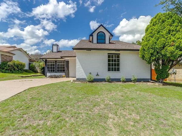10004 Pack Saddle Trail, Fort Worth, TX 76108