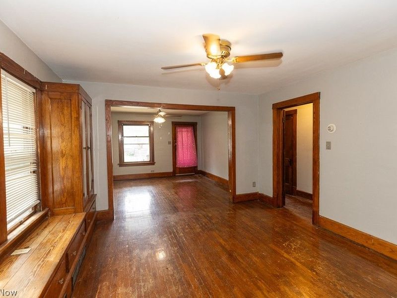 2700 Montclair Avenue , Cleveland, OH 44109 Photo 10