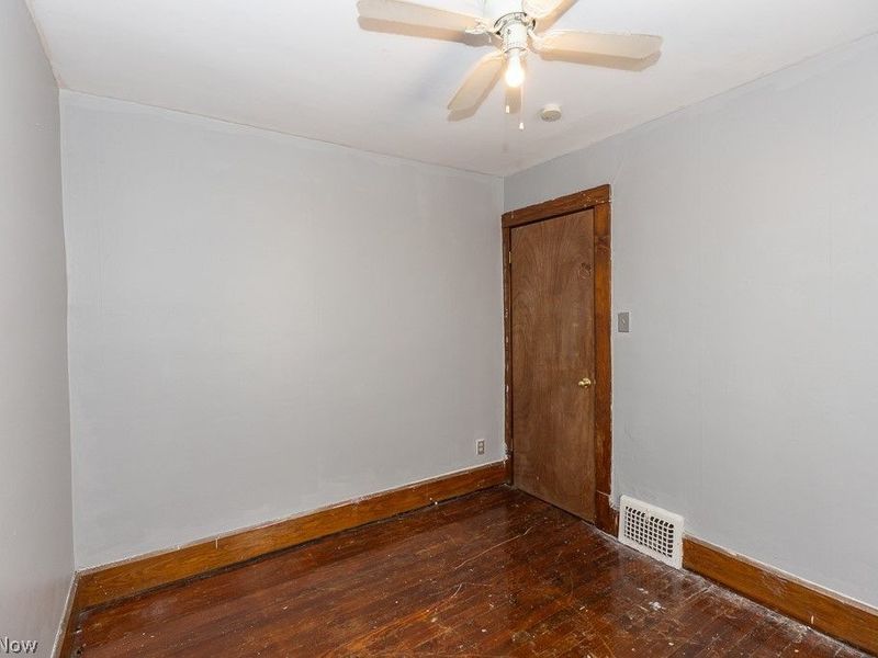 2700 Montclair Avenue , Cleveland, OH 44109 Photo 20