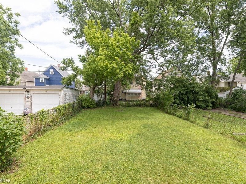 2700 Montclair Avenue , Cleveland, OH 44109 Photo 29