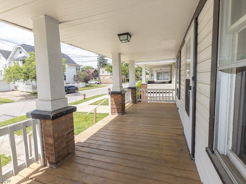 2700 Montclair Avenue , Cleveland, OH 44109 Photo 5