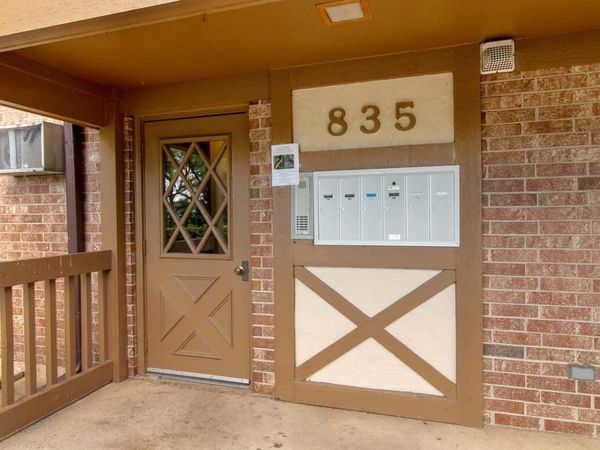 835 S Dwyer Avenue , Unit A, Arlington Heights, IL 60005