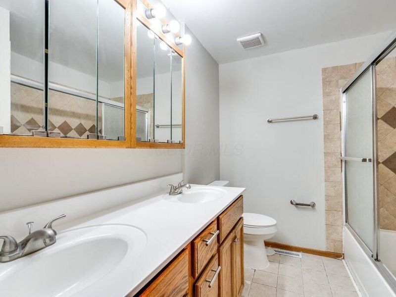 3434 Bufford Court , Columbus, OH 43231 Photo 8