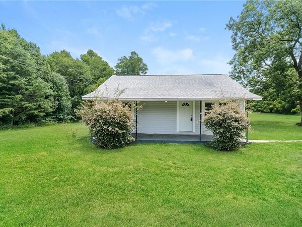 4329 Ellisboro Road, Stokesdale, NC 27357