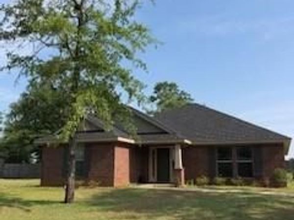 8569 Collie Court, Semmes, AL 36575