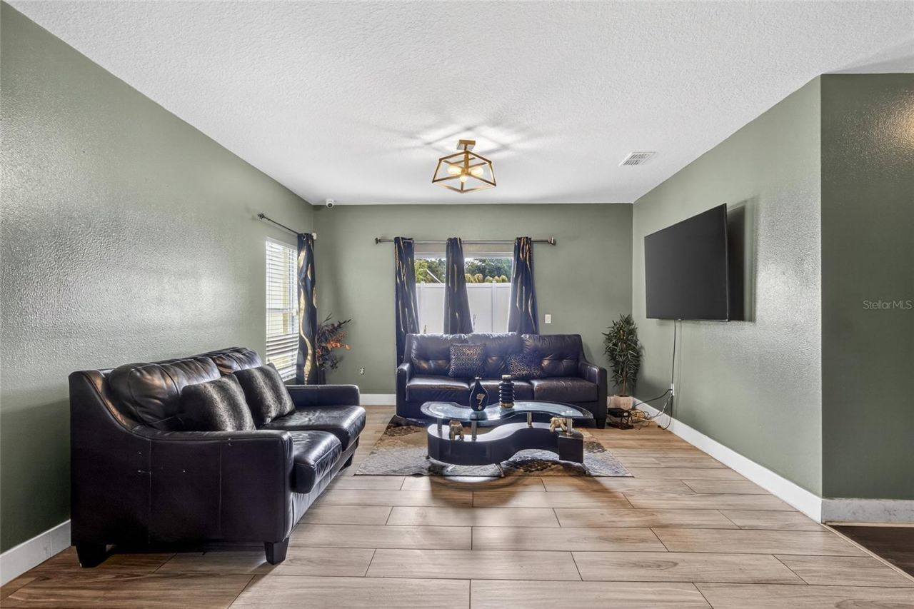 7201 Rafanelli Court , Orlando, FL 32818 Photo