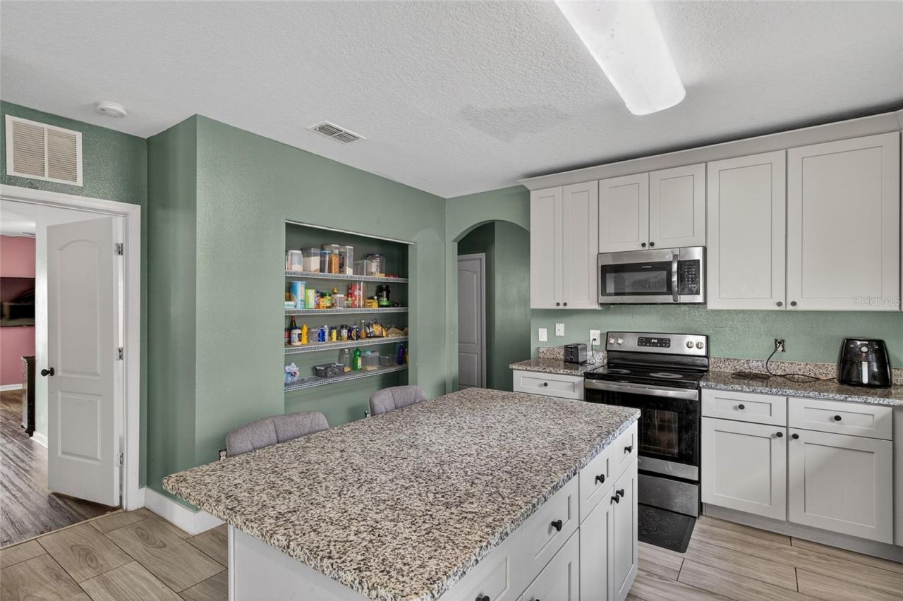 7201 Rafanelli Court , Orlando, FL 32818 Photo
