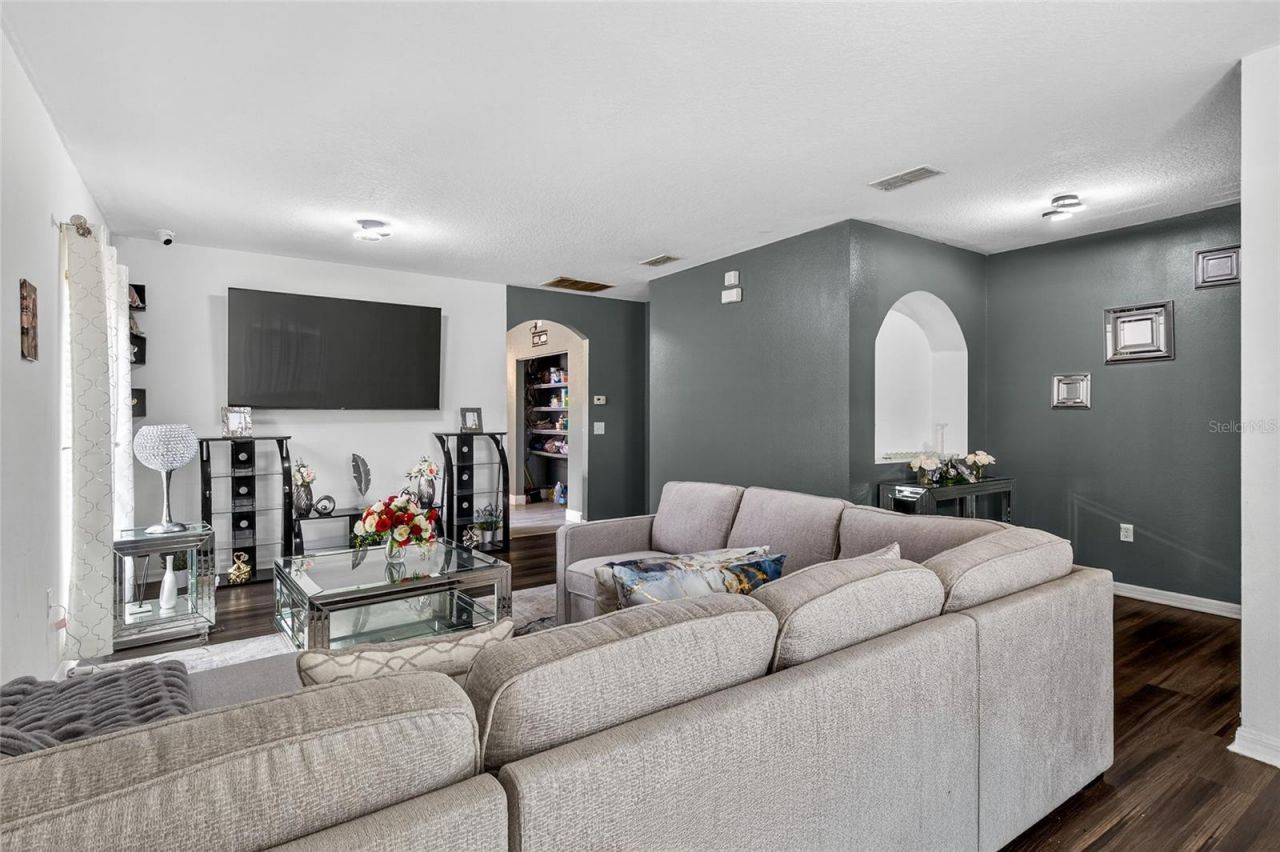 7201 Rafanelli Court , Orlando, FL 32818 Photo